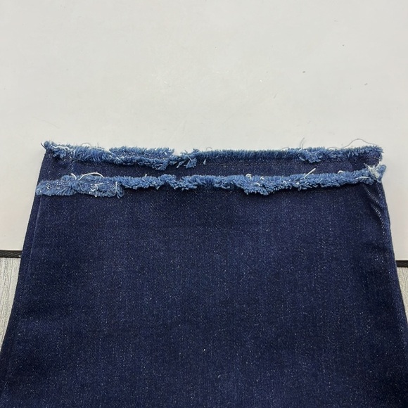 NYDJ Briella Short Size 6 - Picture 13 of 16